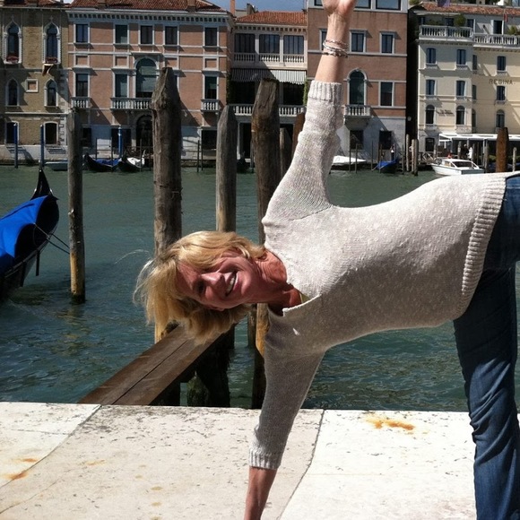 Meet your Posher, Kim - Picture 1 of 1